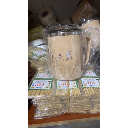 Cốc inox có quai cầm,cốc inox 304 vỏ nhựa,cốc inox không nóng | Shopee ...