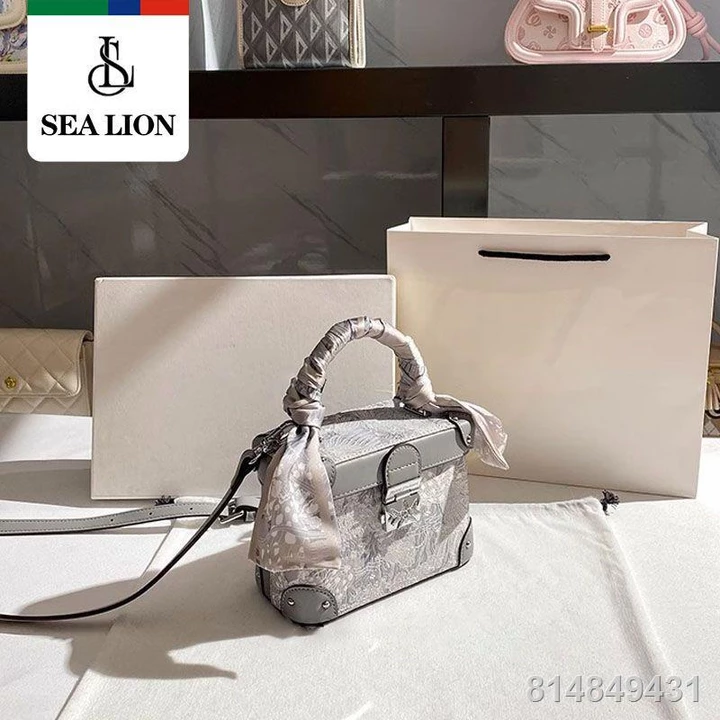 Women's Elegant Shoulder Bag – 4