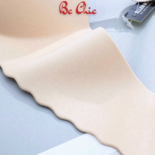 Áo Ngực Đúc Su Không Gọng Quả Ngang Đệm Bàn Tay Mã 2218 BC _CHIC LINGERIE