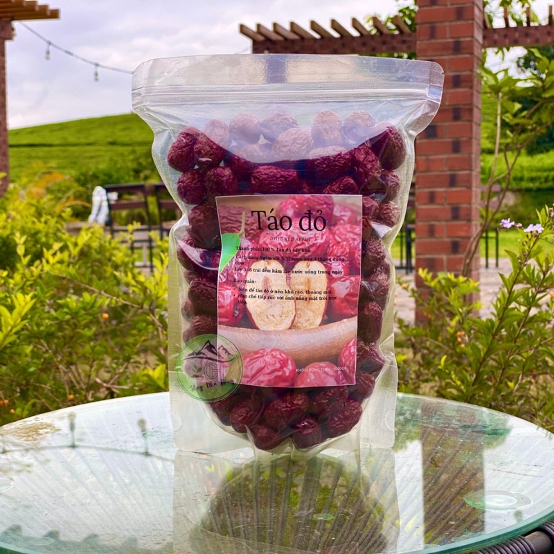 Táo Đỏ Tân Cương 500gr-1kg size nhỏ. ( Có tặng kèm quà)