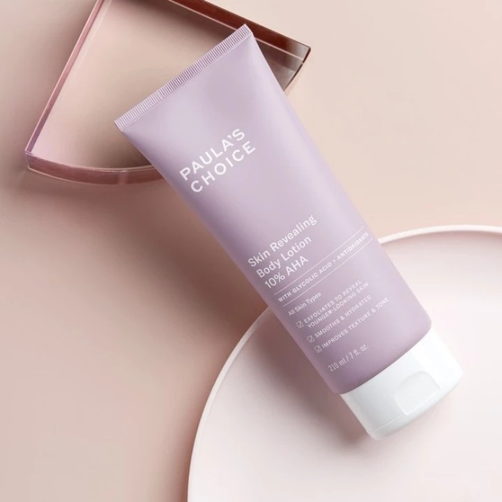 Kem dưỡng thể làm sáng da chứa 10% AHA Paula's Choice Skin Revealing Body Lotion 210ml – 5