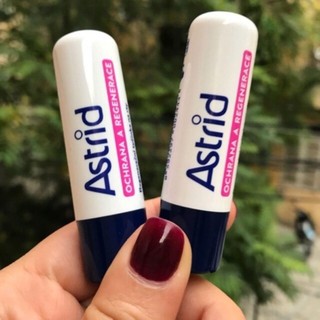 Son Dưỡng Môi Mỡ Hươu Astrid Multivitamin tẩy da chết, tái tạo môi mềm, dưỡng ẩm căng mọng