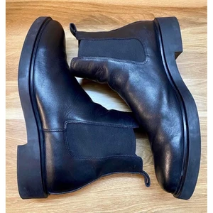 the Wolf chelsea boots size 43
