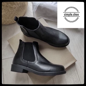 Giày Chelsea boot black color chất da bò Hàng in trước - Simple Shoo