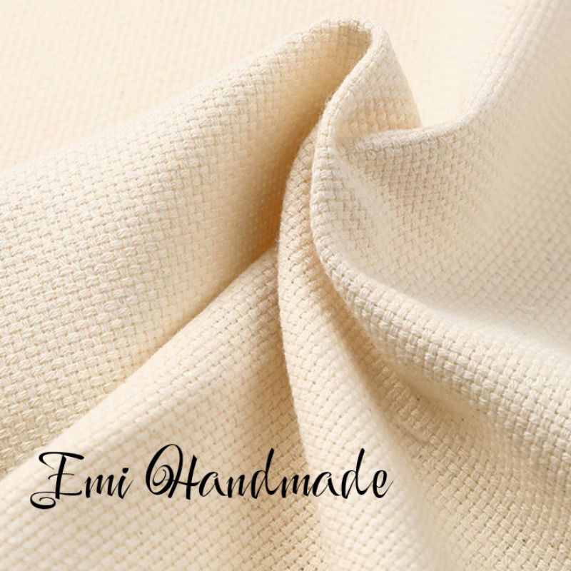Vải mềm thêu len xù trong Thêu nổi - Punch Needle-Thêu sai chỉ cần tháo chỉ gạt lại các sợi vải là có thể thêu nhiều lần