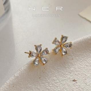 Khuyên tai nữ chuôi bạc 925 Her Accessories hình hoa mai nhỏ đính đá phụ kiện nữ nhẹ nhàng ngọt ngào BT183