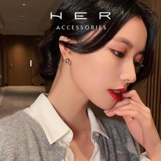 Khuyên tai nữ mạ vàng 18K kiểu dáng basic Her Accessories phụ kiện nữ tính, sang chảnh - BT70