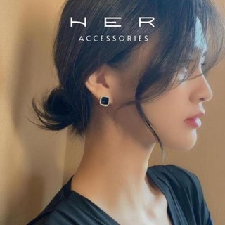 Khuyên tai nữ mặt vuông viền đá cao cấp chuôi bạc 925 Her Accessoriesg phụ kiện sang chảnh, cao cấp - BT68
