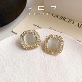 Khuyên tai titan nữ kiểu dáng hình vuông đính đá zircon Her Accessories phụ kiện nữ sang trọng - BT54