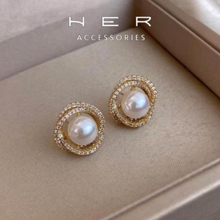 Khuyên tai titan nữ vòng xoắn đính ngọc trai nhân tạo Her Accessories phụ kiện nữ sang trọng- BT38