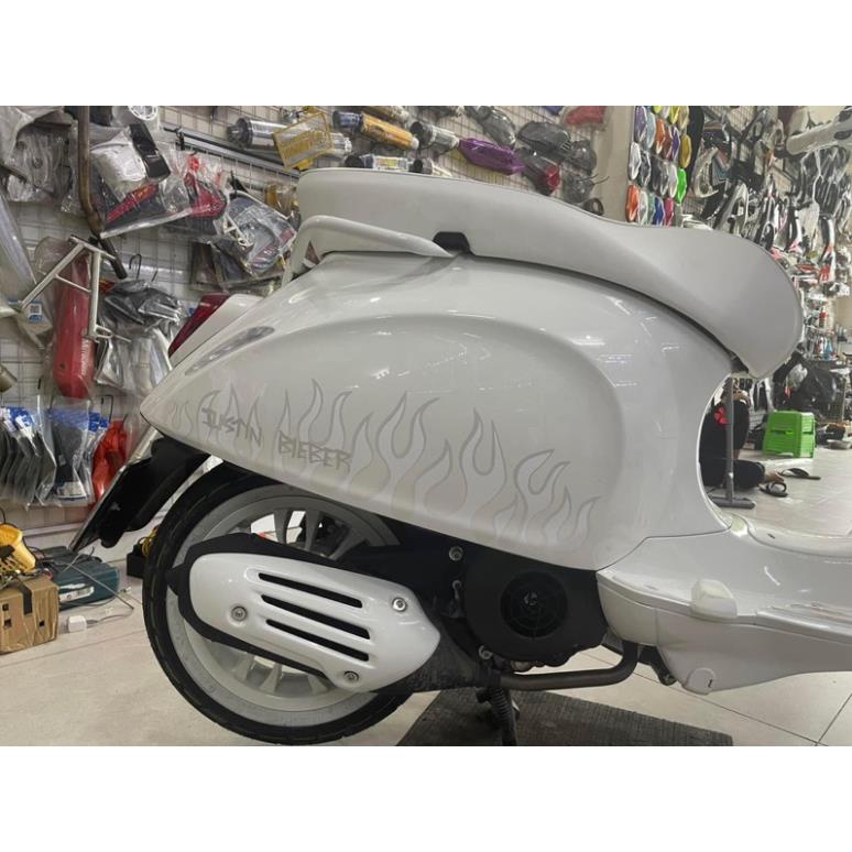 Tem Vespa Justin Bieber tuyệt đẹp như Zin, chuẩn mẫu Zin hãng