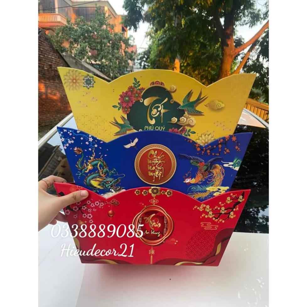 Khay thuyền in hình Tết 3 màu sang trọng bao gồm độn đế