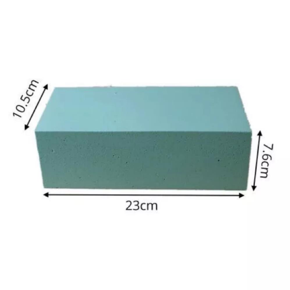 1 thùng xốp xanh cắm hoa trang trí