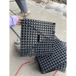 Thảm lót sàn, vỉ thoát nước lỗ kháng khuẩn,chống trơn,trượt kt33*33 cm sạch sẽ,thoáng mát,êm chân,an toàn cho trẻ