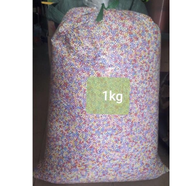 1kg Hạt xốp mix màu bỏ hộp quà,làm smile,trang trí,xốp màu cực nhiều