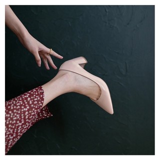 [FORM BÉ TĂNG 1 SIZE] - Giày cao gót Erosska mũi nhọn kiểu dáng cơ bản cao 5cm màu đen _ EP011