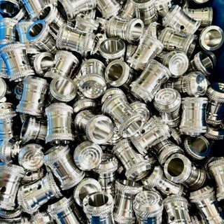 DIAMOND - Chụp giò đạp SALAYA - THÁI inox304 cho xe máy GẮN MÁY