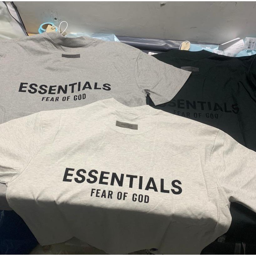 Hàng sẵn có FOG Nhãn trước Nhãn sau Flocking Letter Essentials Áo thun ngắn tay cổ rộng vừa vặn