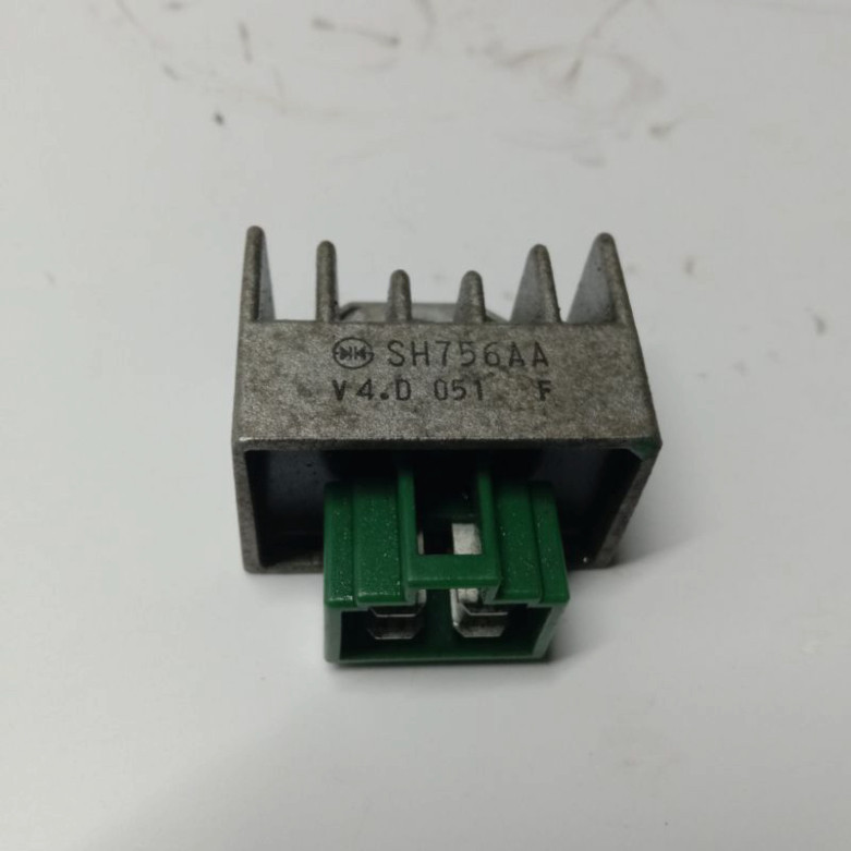 Cục sạc Yamaha Rin tháo xe chân xanh Shop Quang Đắc | Shopee Việt Nam