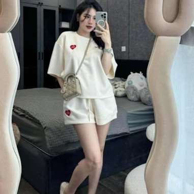 Set Bộ Đồ Nữ In Hình Trái Tim Tay Ngắn Mặc Hằng Ngày Chất Liệu Cotton 4 Chiều Thoáng Mát