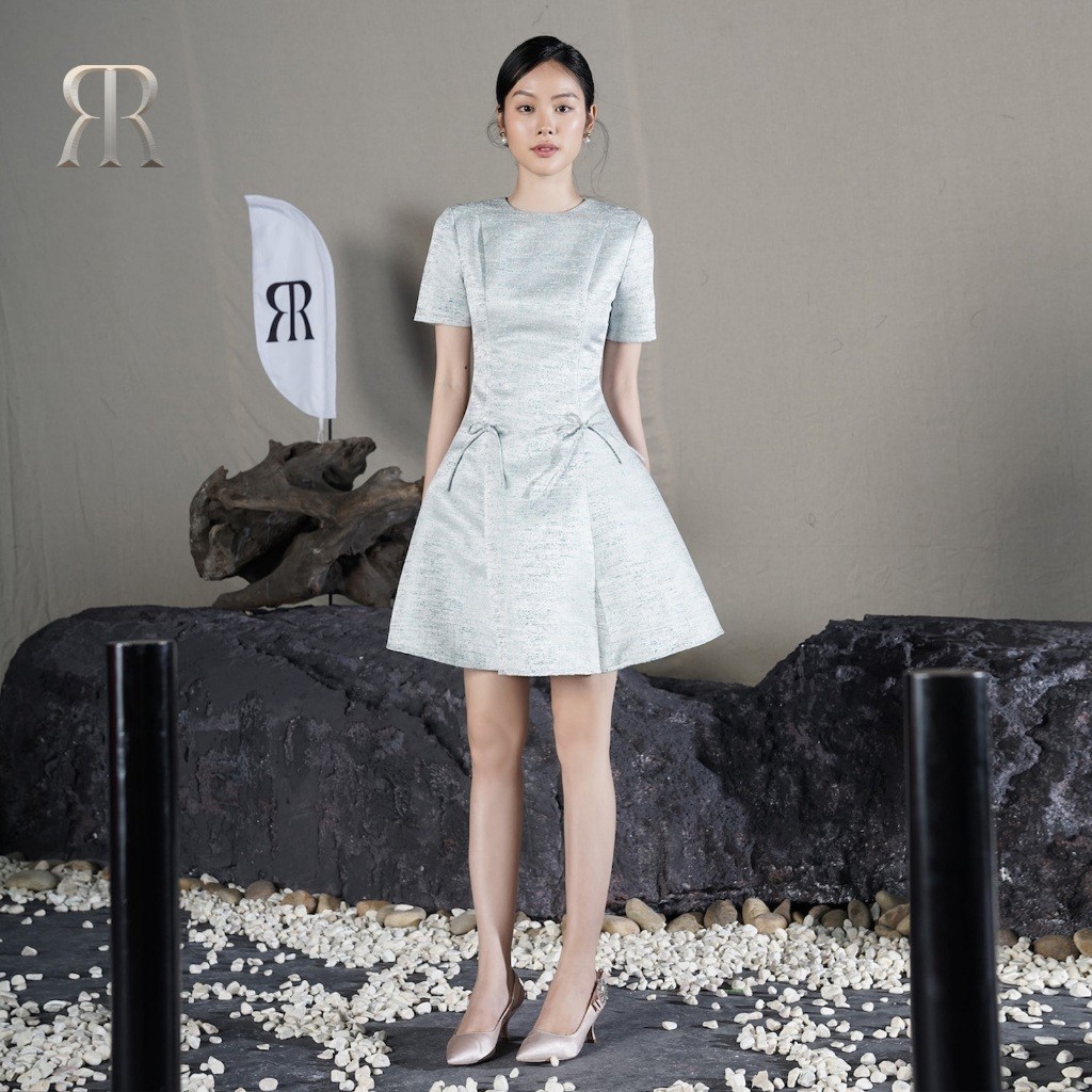Ảnh RẬP - Đầm Cổ Tròn Tay Ngắn Tùng Xòe Đính Nơ Eo - PRIME 24 1