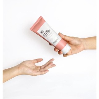 Sữa rửa mặt tế bào gốc cao cấp Wskin Crystal Stem Cells Cleansing Foam