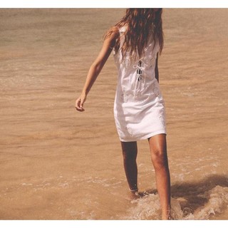 đầm Zara made in Morocco trắng không tay thêu chìm Luumooc