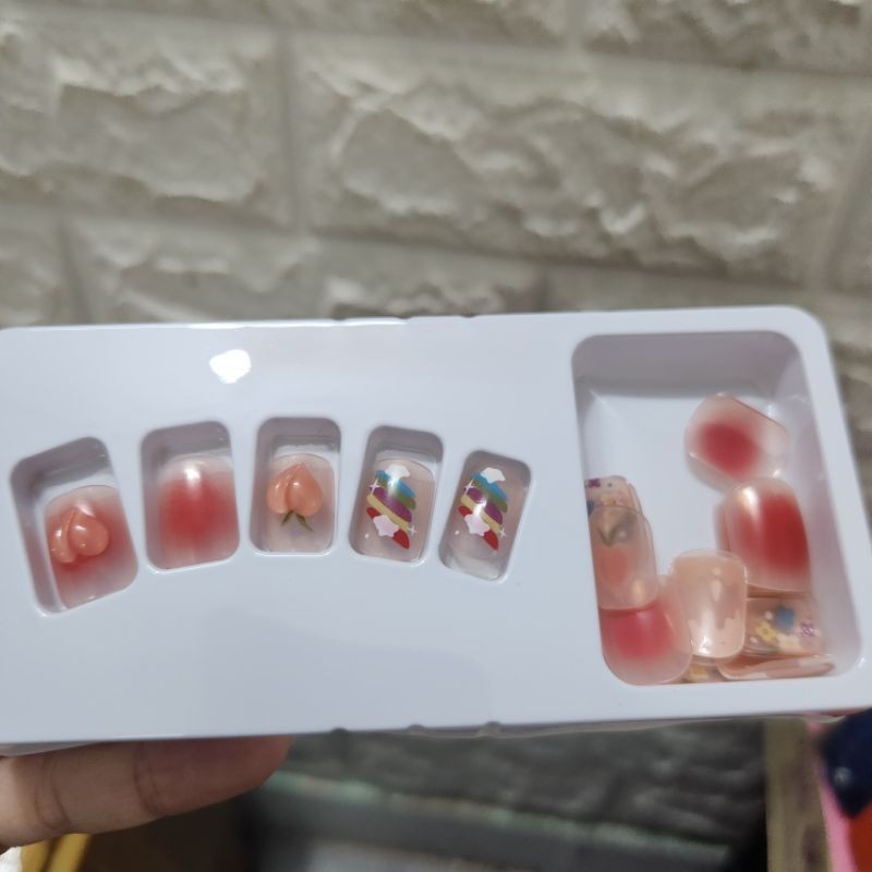 Set 24 móng tay giả, có keo xinh xắn (mẫu 27)
