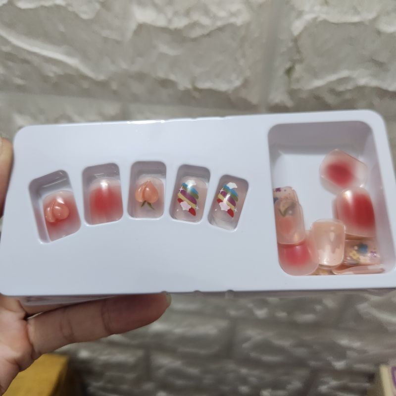 Set 24 móng tay giả, có keo xinh xắn (mẫu 27)