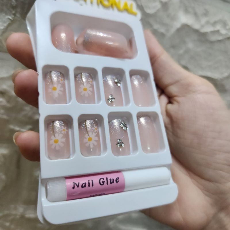 Set 24 móng tay giả, có keo xinh xắn (mẫu 25)