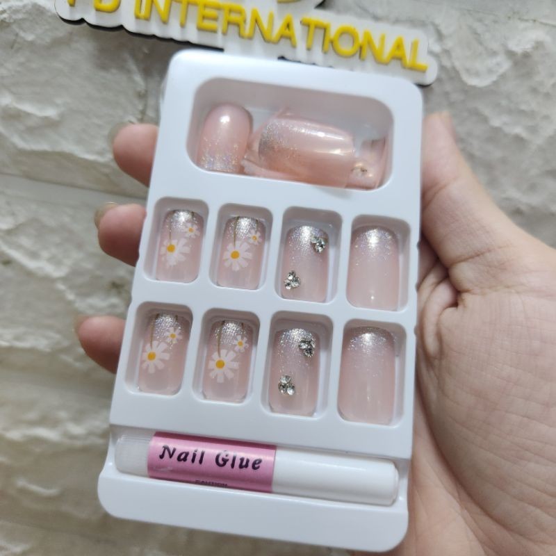 Set 24 móng tay giả, có keo xinh xắn (mẫu 25)
