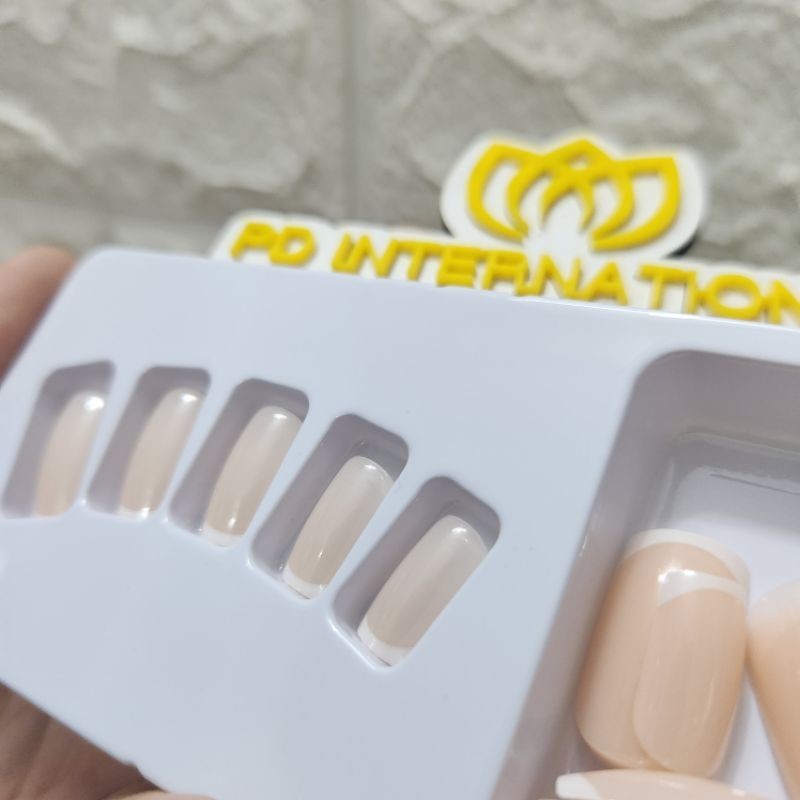 Set 24 móng tay giả, có keo xinh xắn (mẫu 16)