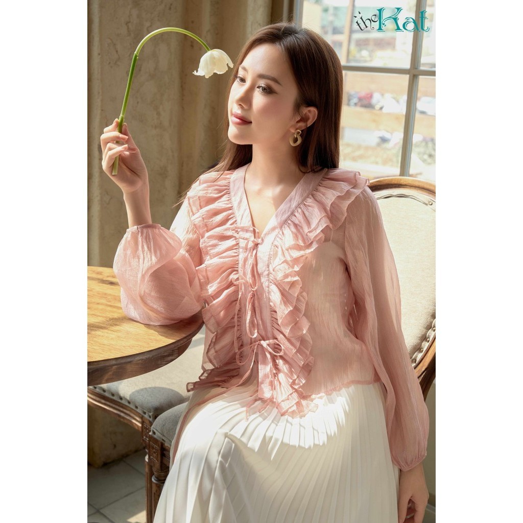 Áo Cloudy The Kat House, vải tơ mỏng, dài tay, tôn dáng, xinh xắn dễ thương