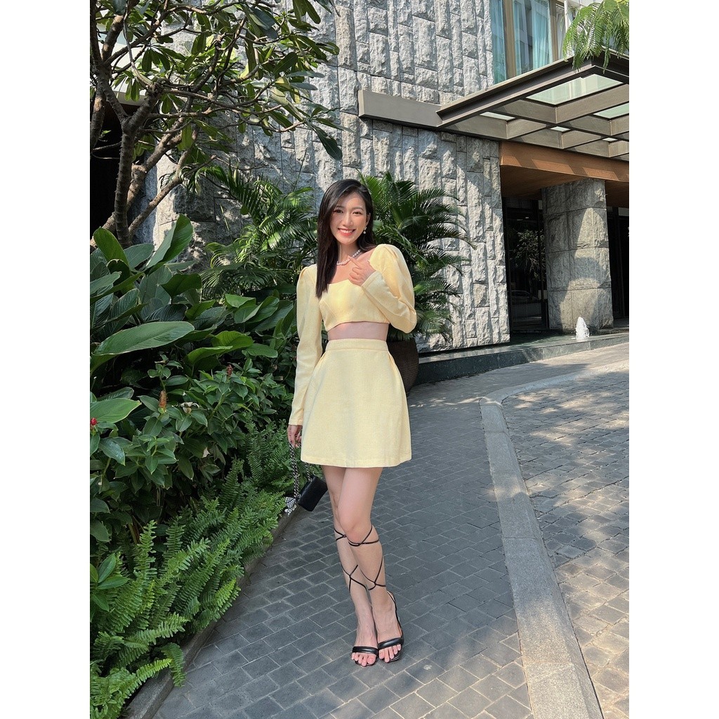 Ảnh COCO SIN - Set Áo Croptop Tay Phồng + Chân Váy Vàng 3
