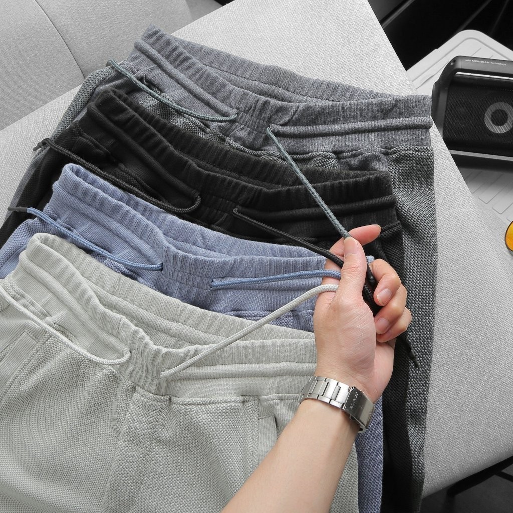 Quần short thun New Basic, Vải thun vải pique với mắt dệt hình thoi tạo hiệu ứng bắt mắt. Thấm hút tốt, thoáng mát,bền