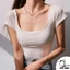Áo croptop cổ vuông GenY ngắn tay ôm body tôn dáng thiết kế đơn giản trắng đen chất vải DL21A