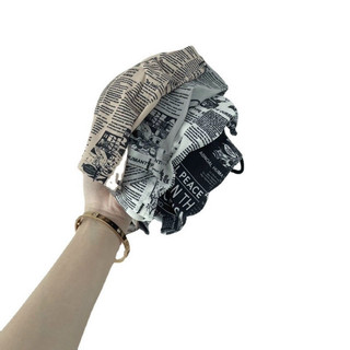 Áo Bra 2 Dây Họa Tiết Tờ Báo - Bra Dây Chéo Có Mút Đệm Ngực Thời Trang Cho Nữ