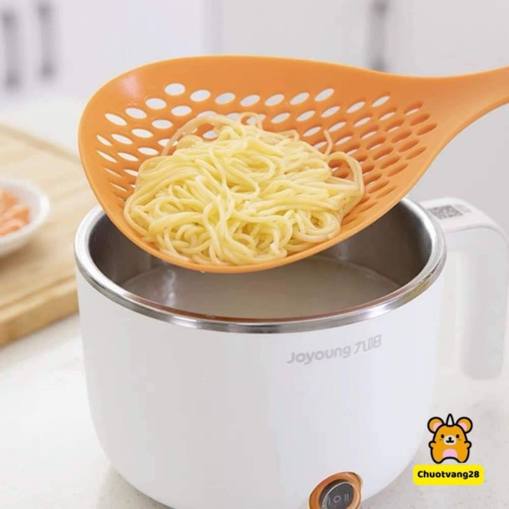 Muôi vợt thủng vớt đồ nhựa chịu nhiệt loại to