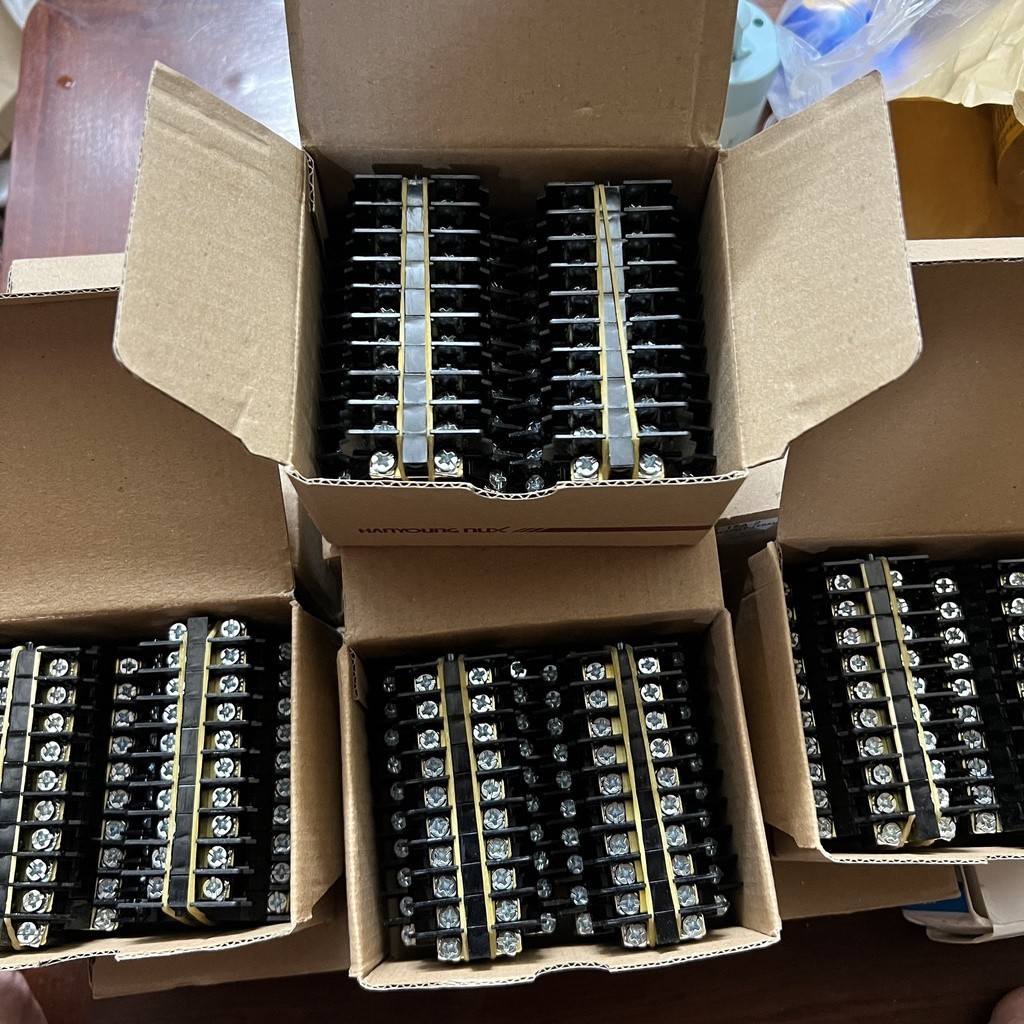 Cầu Đấu Điện 2 Tầng Domino Hanyoung HYBT-15A2 | Shopee Việt Nam