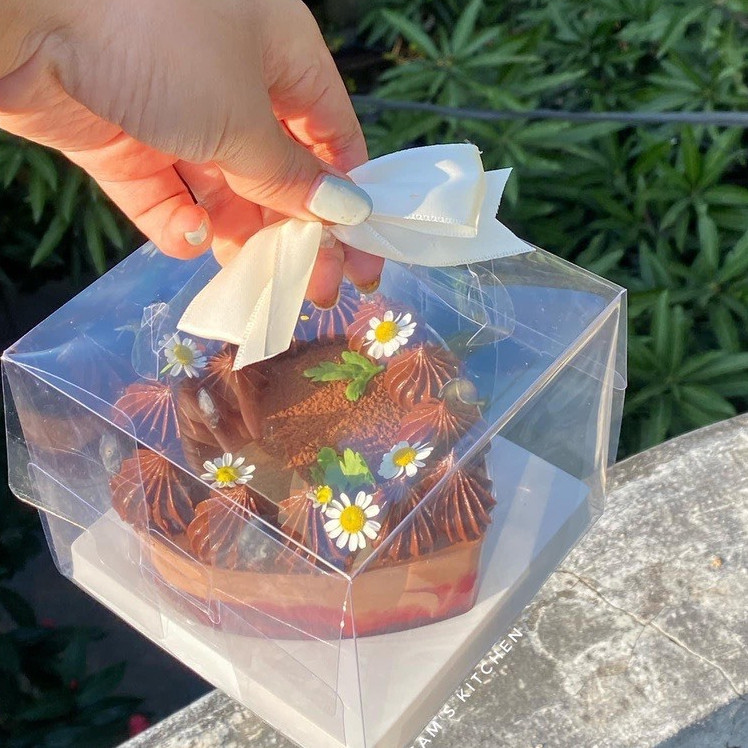 Hộp đựng bánh Mica tim có quai xách (13*5*11cm) | BigBuy360 - bigbuy360.vn