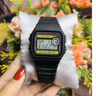ĐỒNG HỒ ĐIỆN TỬ UNISEX Casio WR F94 DÂY CAO SU MẶT NHỰA – Sự Lựa Chọn Hoàn Hảo Cho Phong Cách Thời Trang