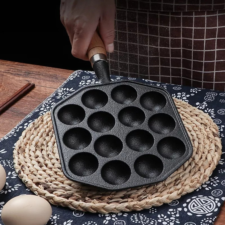 Chảo Gang Nướng Làm Bánh Takoyaki Nhật Bản 14 Lỗ Gang Đúc Nguyên Khối