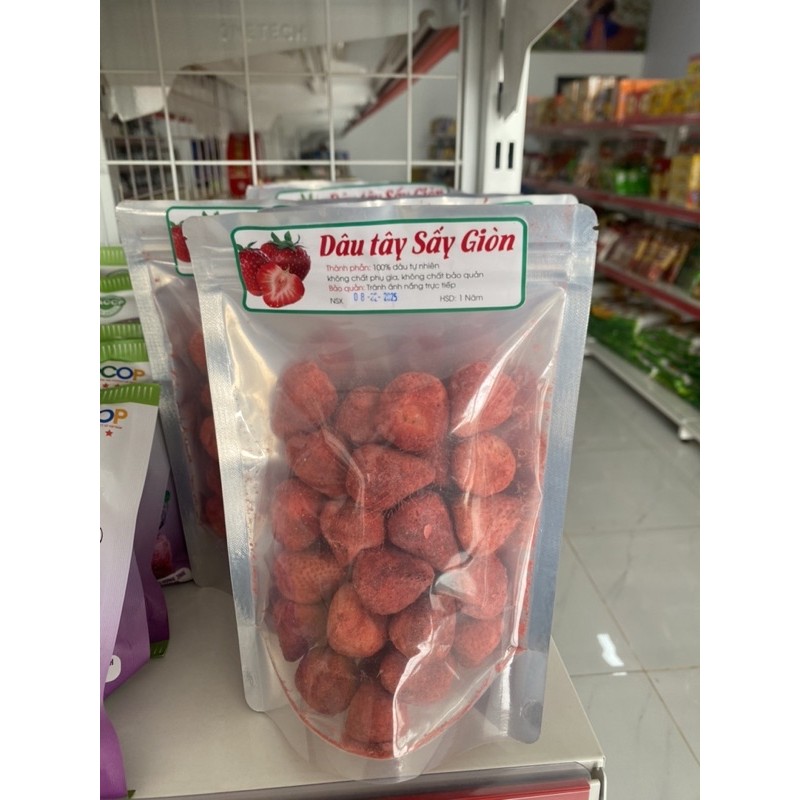 Dâu Tây Sấy Giòn Mộc Châu ( loại túi) - Đặc Sản Tây Bắc