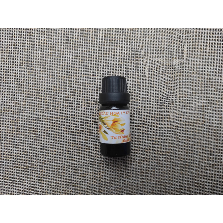 Chai Tinh Dầu Xông Phòng Hương Hoa Ly Ly 10Ml