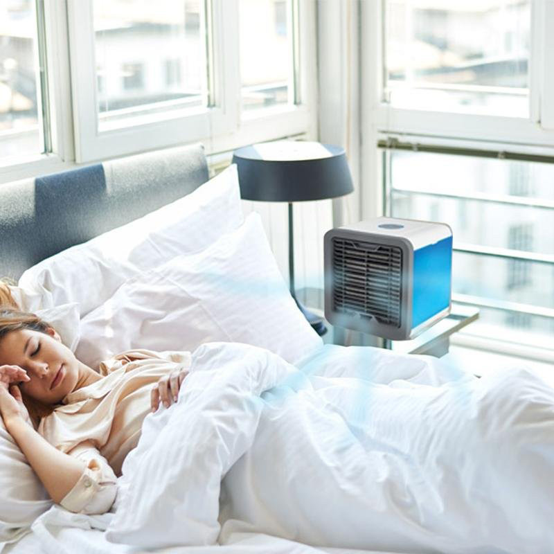 Quạt Điều Hòa Phun Sương Mini 17Cm Làm Mát Không Khí Arctic Air