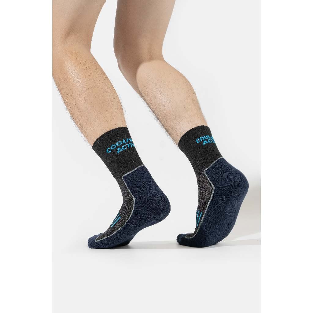 [MUA 2 GIẢM 5%]Tất cổ dài running thấm hút mồ hôi tốt Coolmate