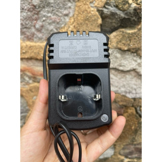 Đế sạc pin 4 cell 16.8V DRAMA cho máy khoan pin