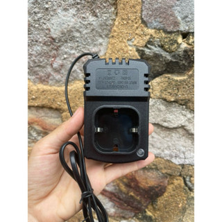 Đế sạc pin 4 cell 16.8V DRAMA cho máy khoan pin