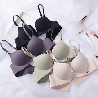 Áo ngực nữ không gọng đúc su đệm vừa ôm nâng ngực sexy - Áo lót nữ dây đeo vai co dãn thoải mái A560