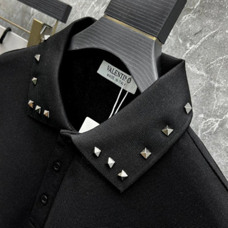 Áo Polo Valentin Đính Đinh Hoạ Tiết Phối Cổ Gắn Phụ Kiện Kim Loại Siêu Đẹp - Áo Polo Nam Cao Cấp Hot Trend New 2025